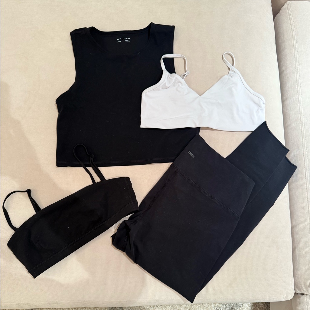 Aritzia Tna Golden Workout Outfit